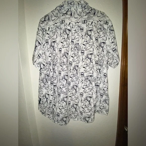 Truly unique Karl Laggerfeild button up shirt - Picture 4 of 9